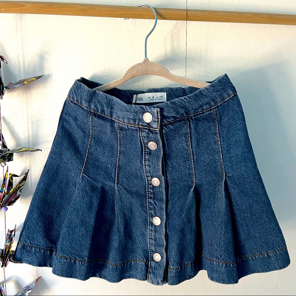 NWOT Girls Zara Denim Box Pleated Skirt